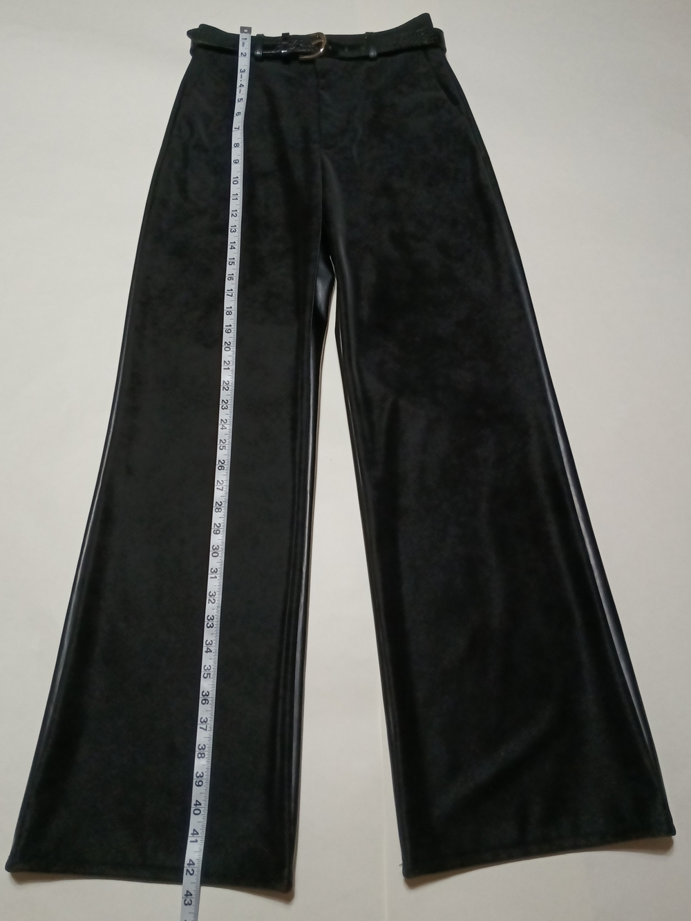 Gianni Bini Black Wide-Leg Velvet Pants - Picture 6 of 16